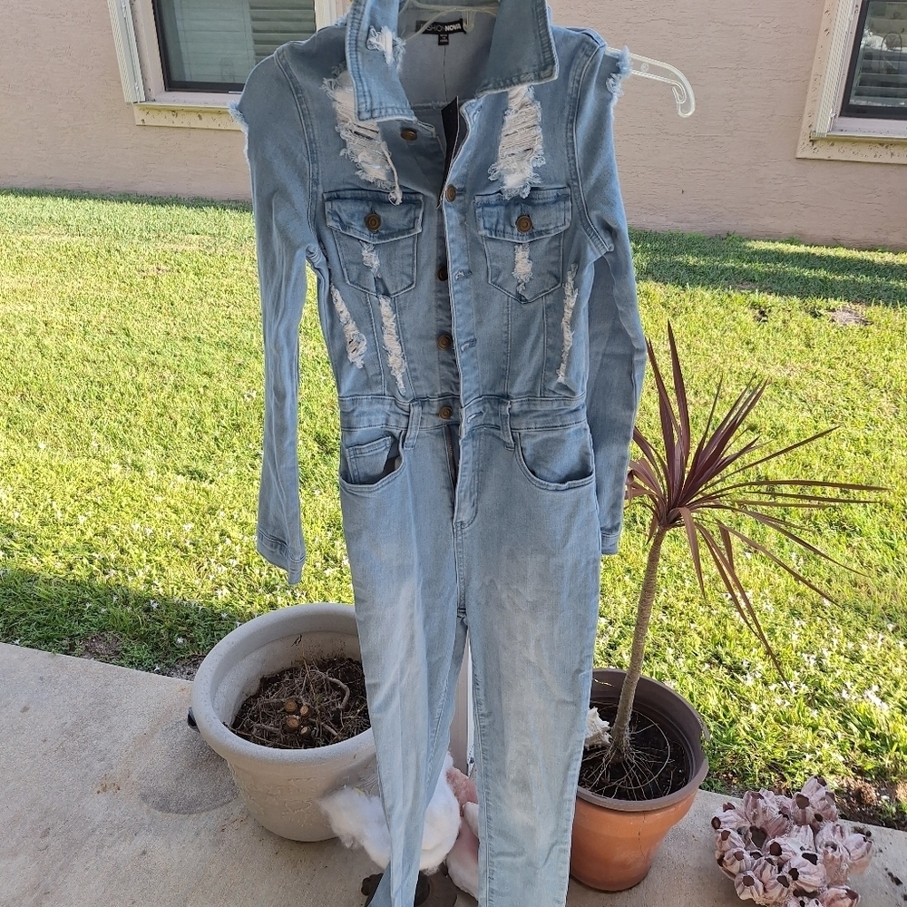 FASHION NOVA PANTSUIT - Picture 12 of 16